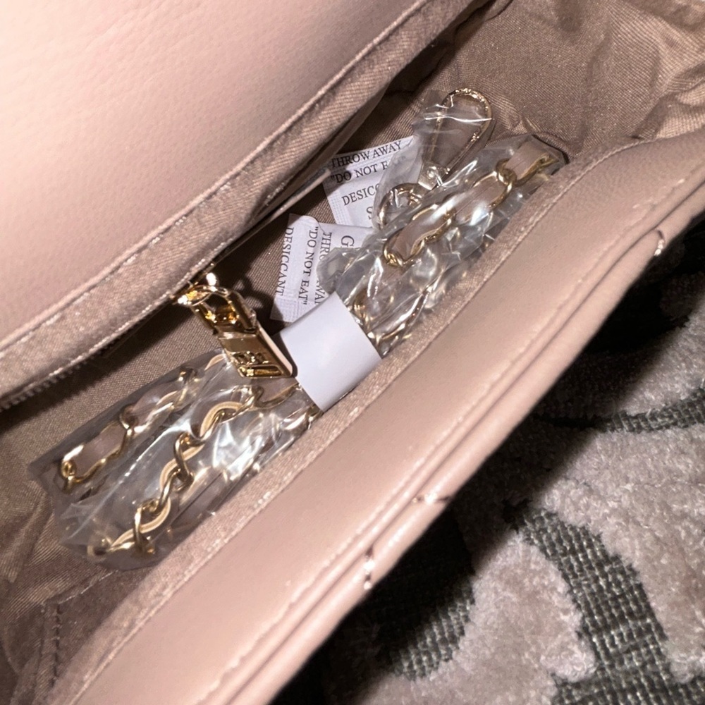 NWT badgley Mischka small studded diamond quilted crossbody bag - Picture 5 of 6